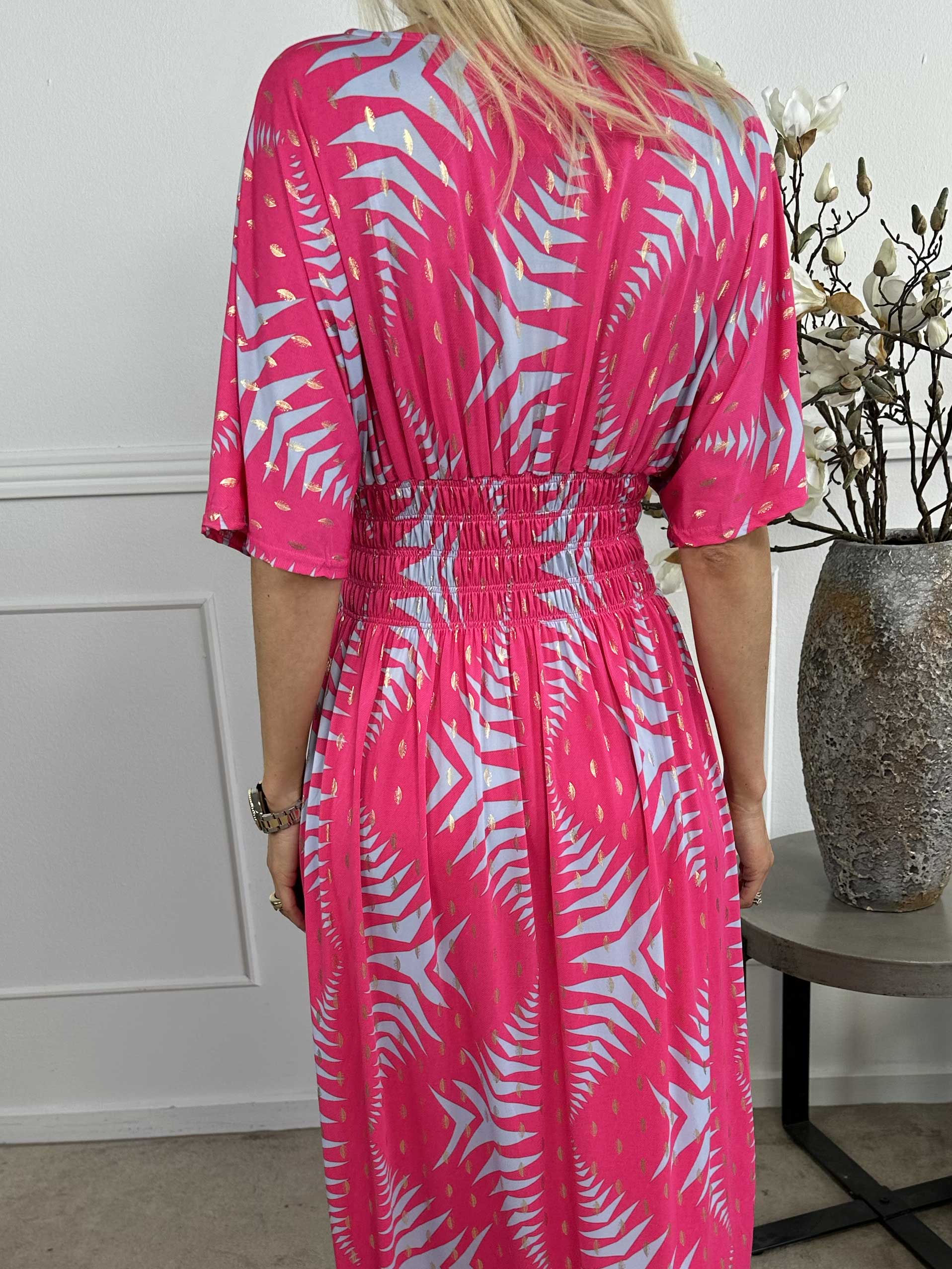 Pams Pattern - Lång klänning med resår i skrynkelfritt tyg